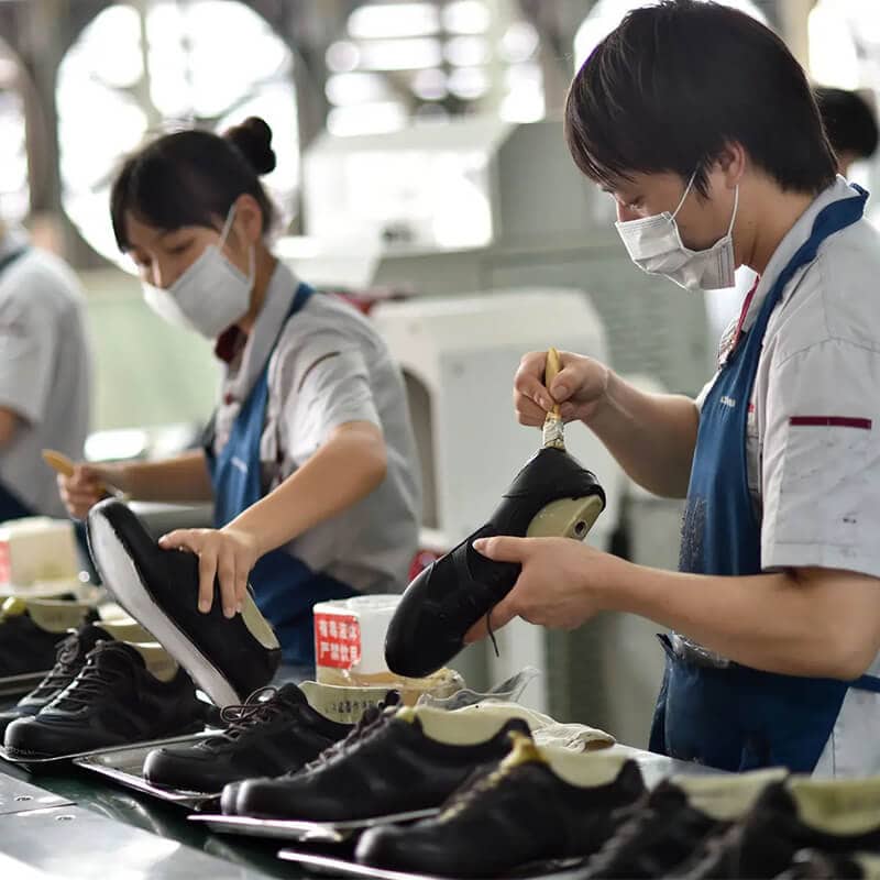 footwear-supplier-in-China