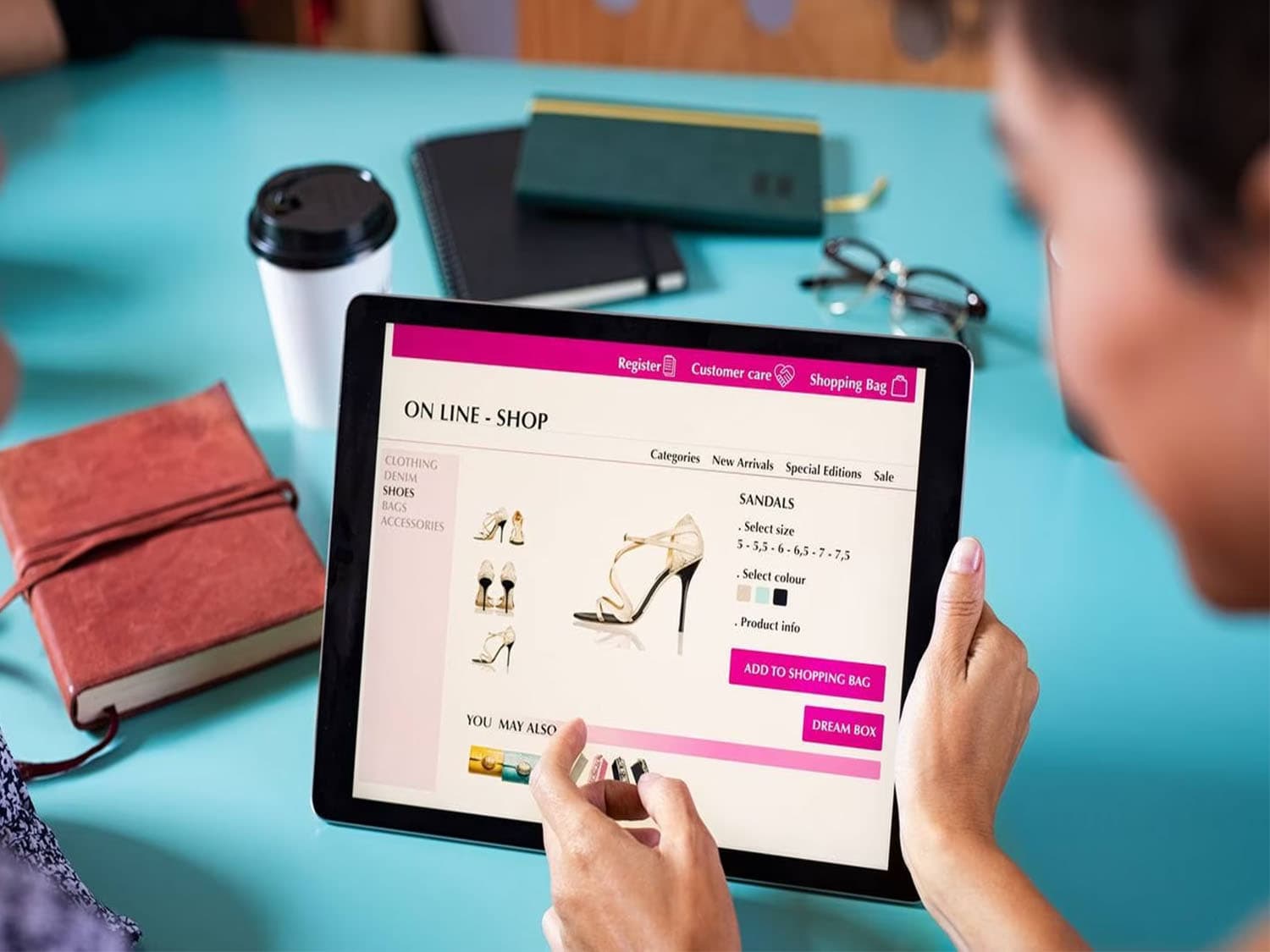 How-to-find-a-good-sandals-factory-to-build-a-online-shop