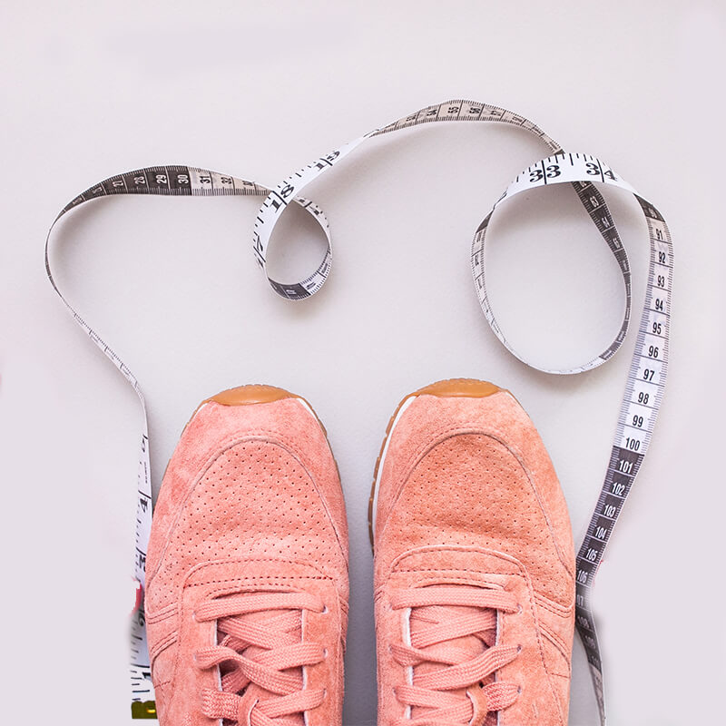 How-To-Measure-Shoe-Size