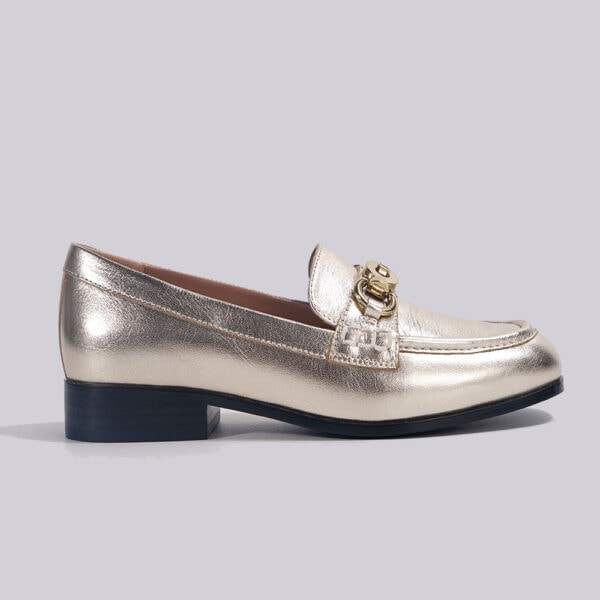 classic-luxury-gold-loafers-for-women
