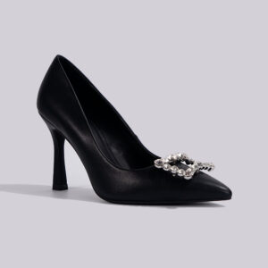 crystal-buckle-pointed-toe-pumps