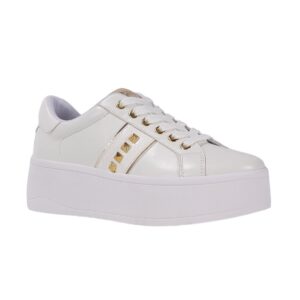 white-platform-sneakers-women-with-gold-stud